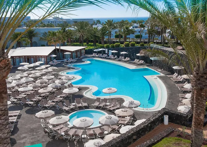 Puerto del Carmen (Lanzarote) Hotels near Lanzarote Airport (ACE)